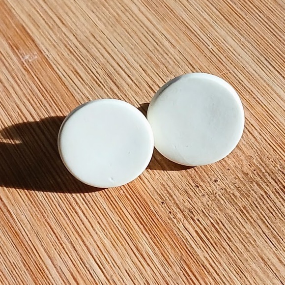 NWOT Polymer Clay Stud Earrings - Picture 1 of 3